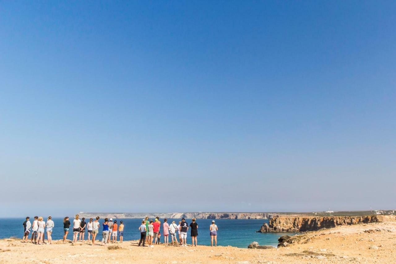 Wavesensations - Sagres Surf House Hostel Bagian luar foto