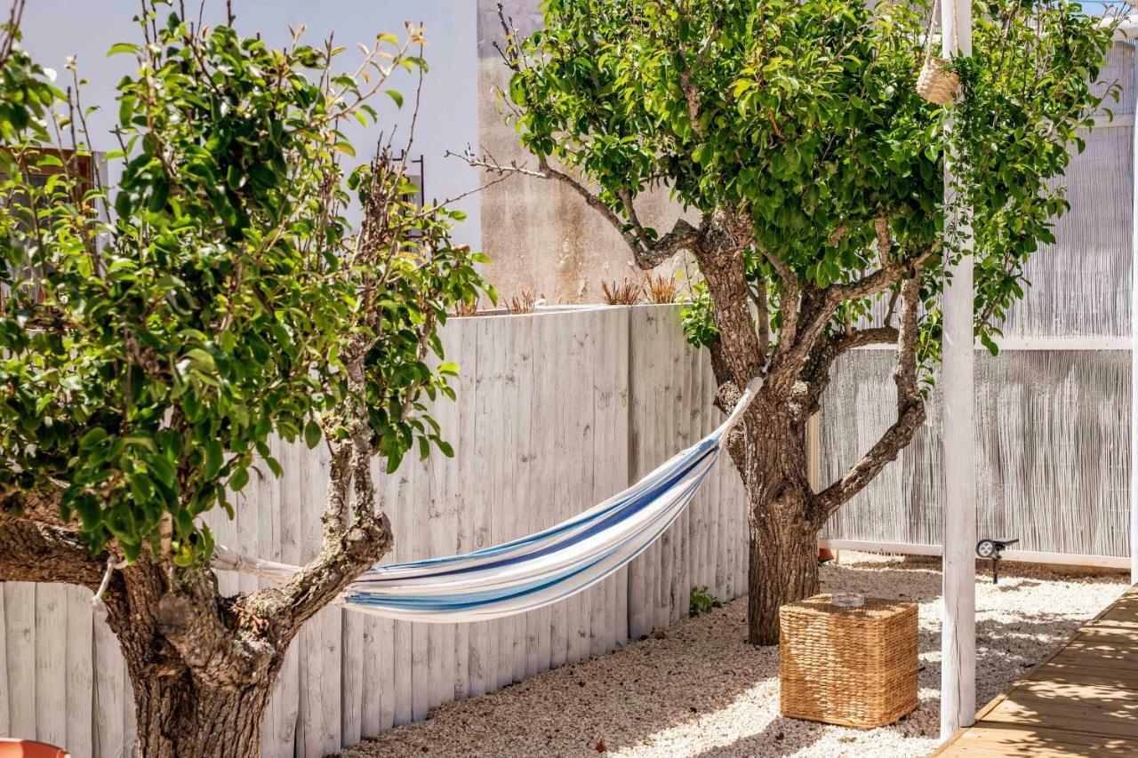 Wavesensations - Sagres Surf House Hostel Bagian luar foto